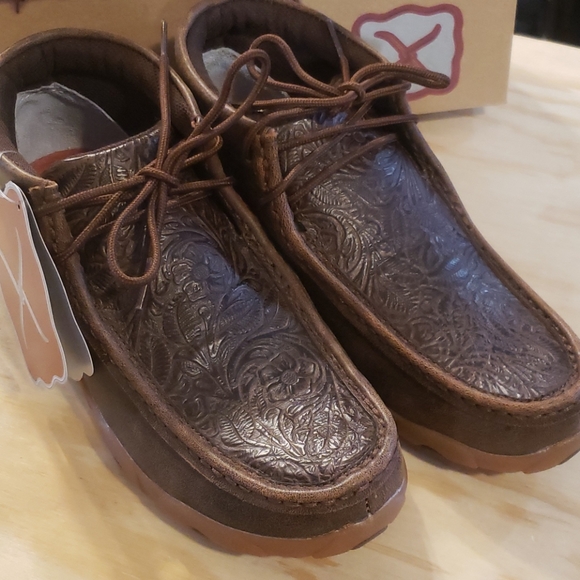 Twisted X Shoes - Embossed floral design moc